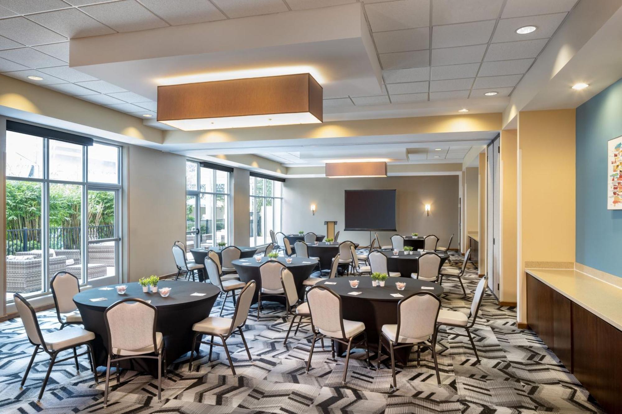 Springhill Suites By Marriott Orlando At Flamingo Crossings Town Center-Western Entrance Four Corners Exterior foto