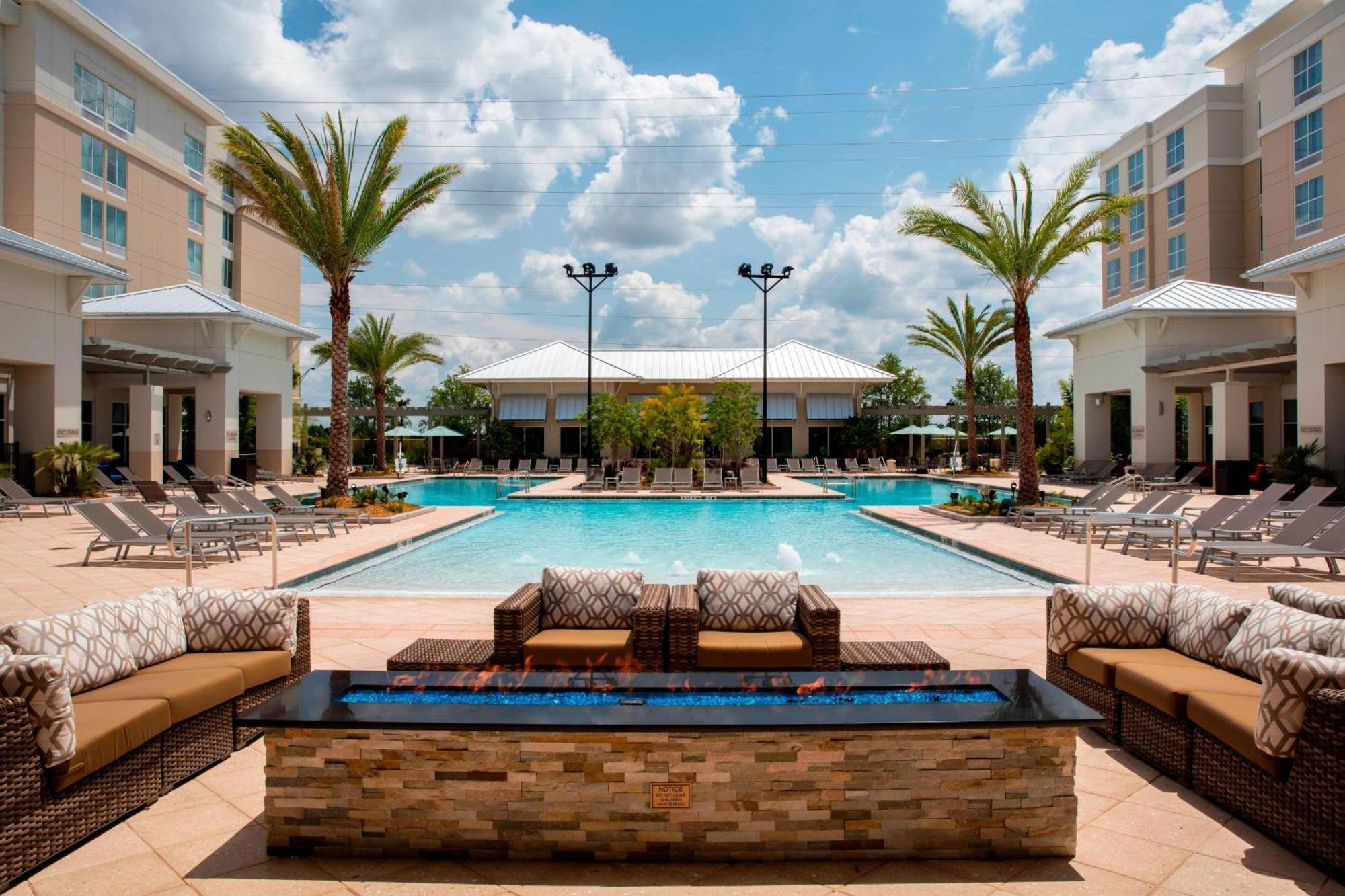 Springhill Suites By Marriott Orlando At Flamingo Crossings Town Center-Western Entrance Four Corners Exterior foto
